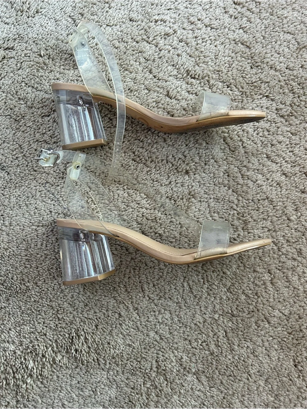 Gianni Bini sleek clear